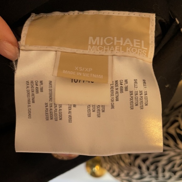 Reversible Micheal Kors jacket - Picture 6 of 6